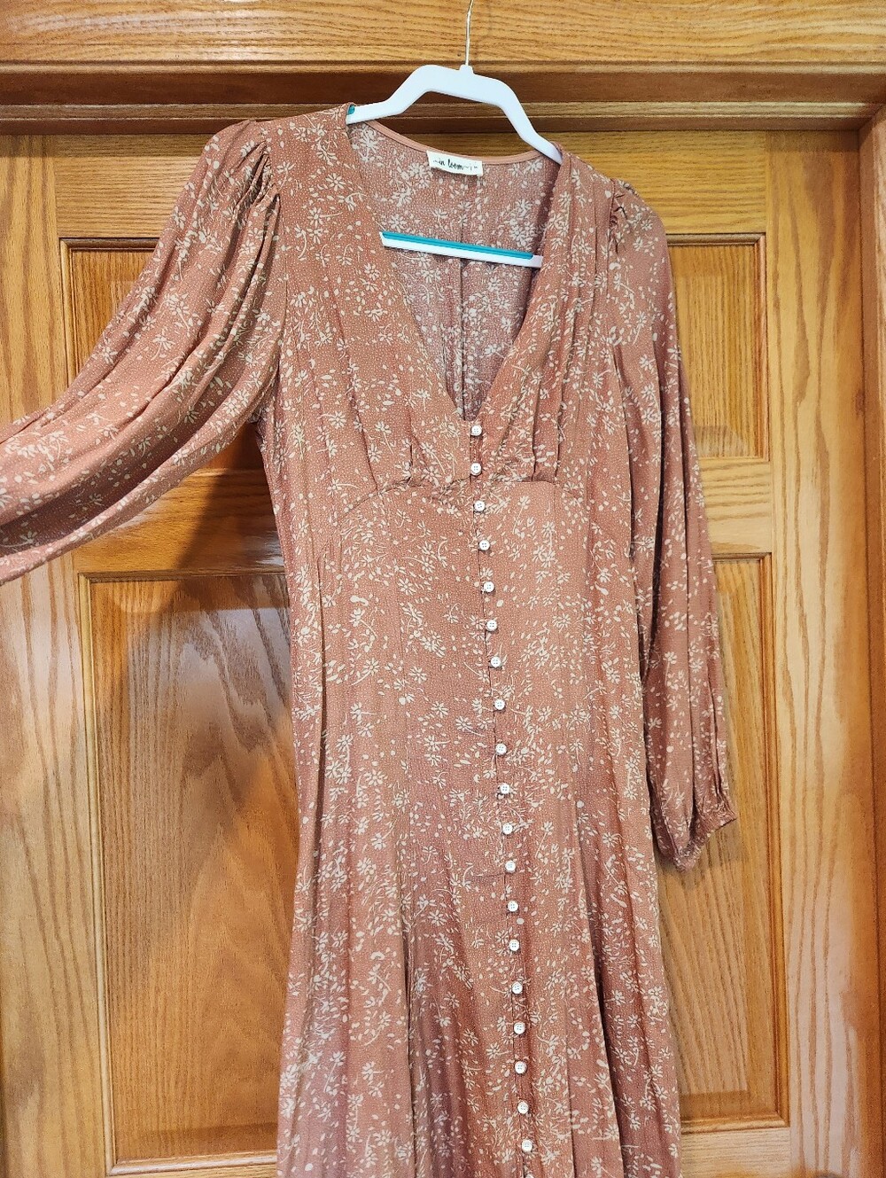 In Loom "Francie" Rayon/Viscose Dress, Size Medium - Picture 3 of 10